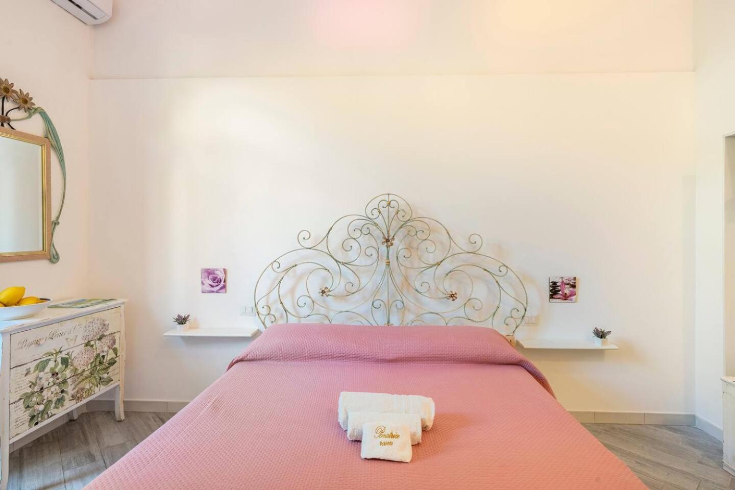 Beatrice Room Bed&Breakfast サンタニェッロ エクステリア 写真